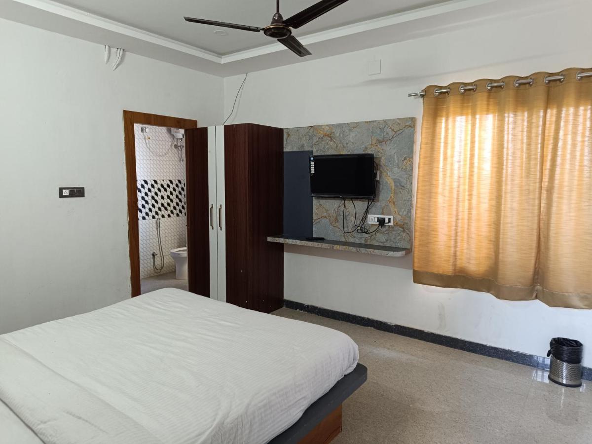 Hotel Laakhan By Ghumo Udaipur Luaran gambar